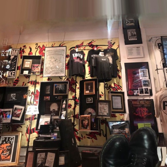 ISO LOOKING for m/l - Picture 9 of 12